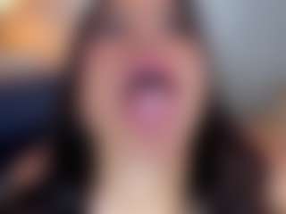 Live cam show with VIOLETA - Curvy Latina on eurowanks.com | colombia