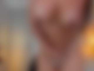 Live cam show with VIOLETA - Lovense on googirlz