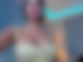 Live cam show with VIOLETA - Big Tits Blowjob on friskycurves.com