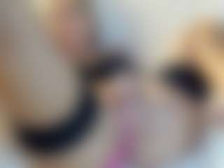 Live cam show with lovelyemma - Petite on Instabang
