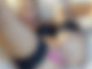 Live cam show with lovelyemma - Petite on Soda Cam