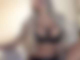 lovelyemma's Live Sex Cam Show