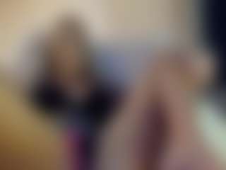 lovelyemma's Live Sex Cam Show