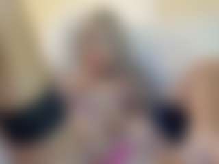 lovelyemma's Live Sex Cam Show