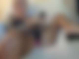 Live cam show with lovelyemma - Control on TottyGirls