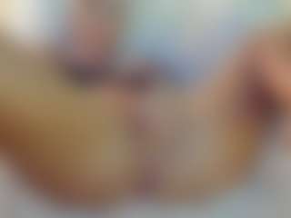 lovelyemma's Live Sex Cam Show