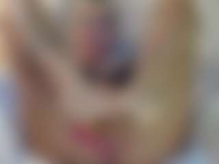 lovelyemma's Live Sex Cam Show