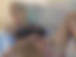 Live cam show with lovelyemma - Petite on CamSodaAdn
