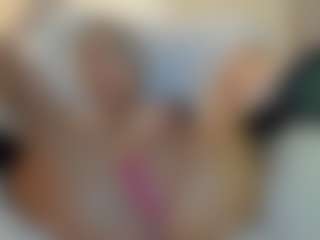 lovelyemma's Live Sex Cam Show