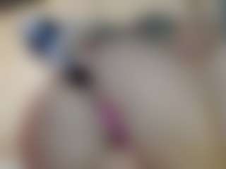 lovelyemma's Live Sex Cam Show