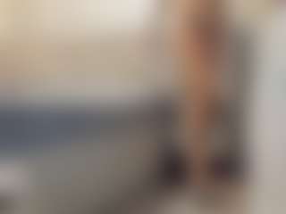 lovelyemma's Live Sex Cam Show