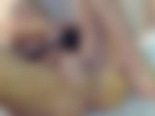 Live cam show with lovelyemma - Petite on https://playwithruby.com