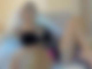 Live cam show with lovelyemma - Shaved Pussy Brown Hair on Camsoda