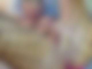 lovelyemma's Live Sex Cam Show