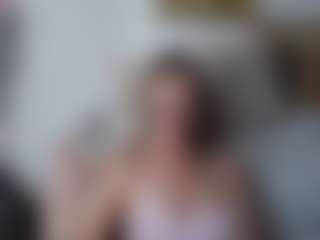 Live cam show with squirtyeleanor - Living Room on Milfs Live