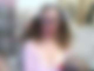 Live cam show with squirtyeleanor - Thong on boobsie.com