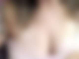 squirtyeleanor's Live Sex Cam Show