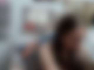 Live cam show with squirtyeleanor - Thick on Camsoda