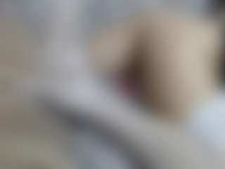 Live cam show with squirtyeleanor - Thong on fapnchat