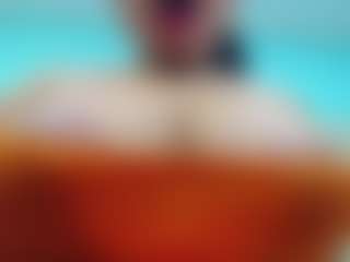 Show en direct avec Adorable Cristina - Bikini sur Camsoda