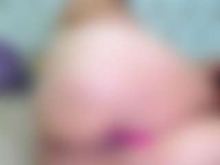 Live cam show with Adorable Cristina - Strip Latina on Camsoda | colombia