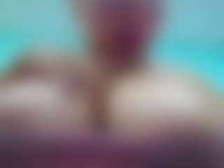 Live cam show with Adorable Cristina - Bikini on Soda Cam