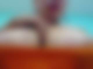 Live cam show with Adorable Cristina - Bikini on intimatelivegirls.com