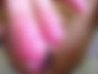 Live cam show with Adorable Cristina - Bedroom Brown Hair on sexylive.show