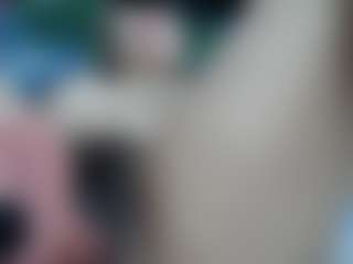 Live cam show with elianaroy - Hairy Pussy on Chatstar