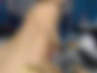 elianaroy's Live Sex Cam Show