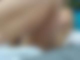 elianaroy's Live Sex Cam Show