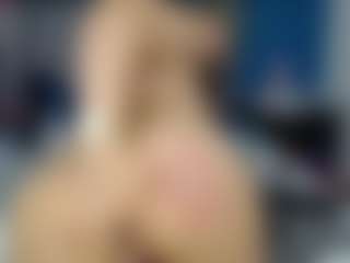elianaroy's Live Sex Cam Show