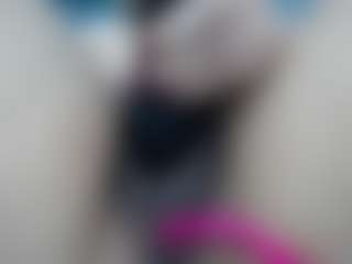 Live cam show with elianaroy - BBW Middle Aged on StripNow