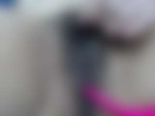 Live cam show with elianaroy - Blonde Hair Middle Aged on fapnchat