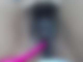 Live cam show with elianaroy - Lush on madthumbs