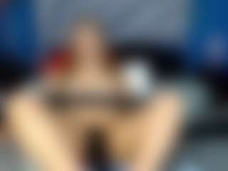 elianaroy's Live Sex Cam Show