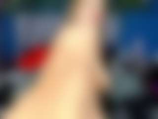 elianaroy's Live Sex Cam Show