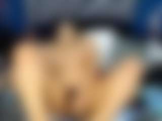 elianaroy's Live Sex Cam Show