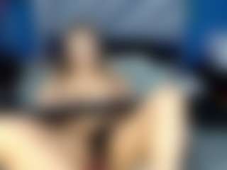 elianaroy's Live Sex Cam Show