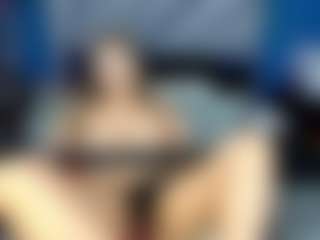 elianaroy's Live Sex Cam Show