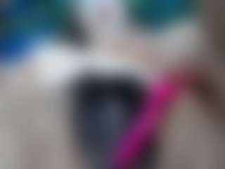 Live cam show with elianaroy - Hairy Pussy Latina on Camsoda | colombia