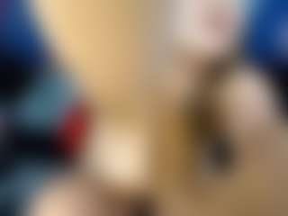 elianaroy's Live Sex Cam Show