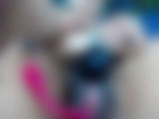 elianaroy's Live Sex Cam Show
