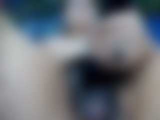 elianaroy's Live Sex Cam Show