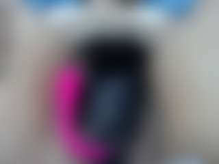 elianaroy's Live Sex Cam Show