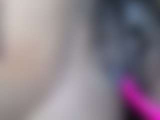elianaroy's Live Sex Cam Show