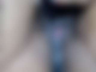 Live cam show with elianaroy - Squirt MILF on CSO-WL