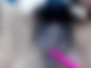 elianaroy's Live Sex Cam Show