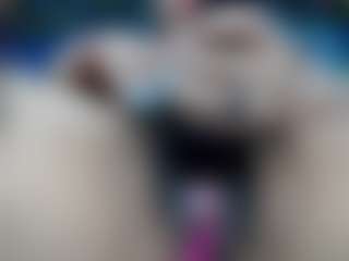 elianaroy's Live Sex Cam Show