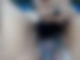 Live cam show with elianaroy - Brown Eyes Mature on livesuperchat.net